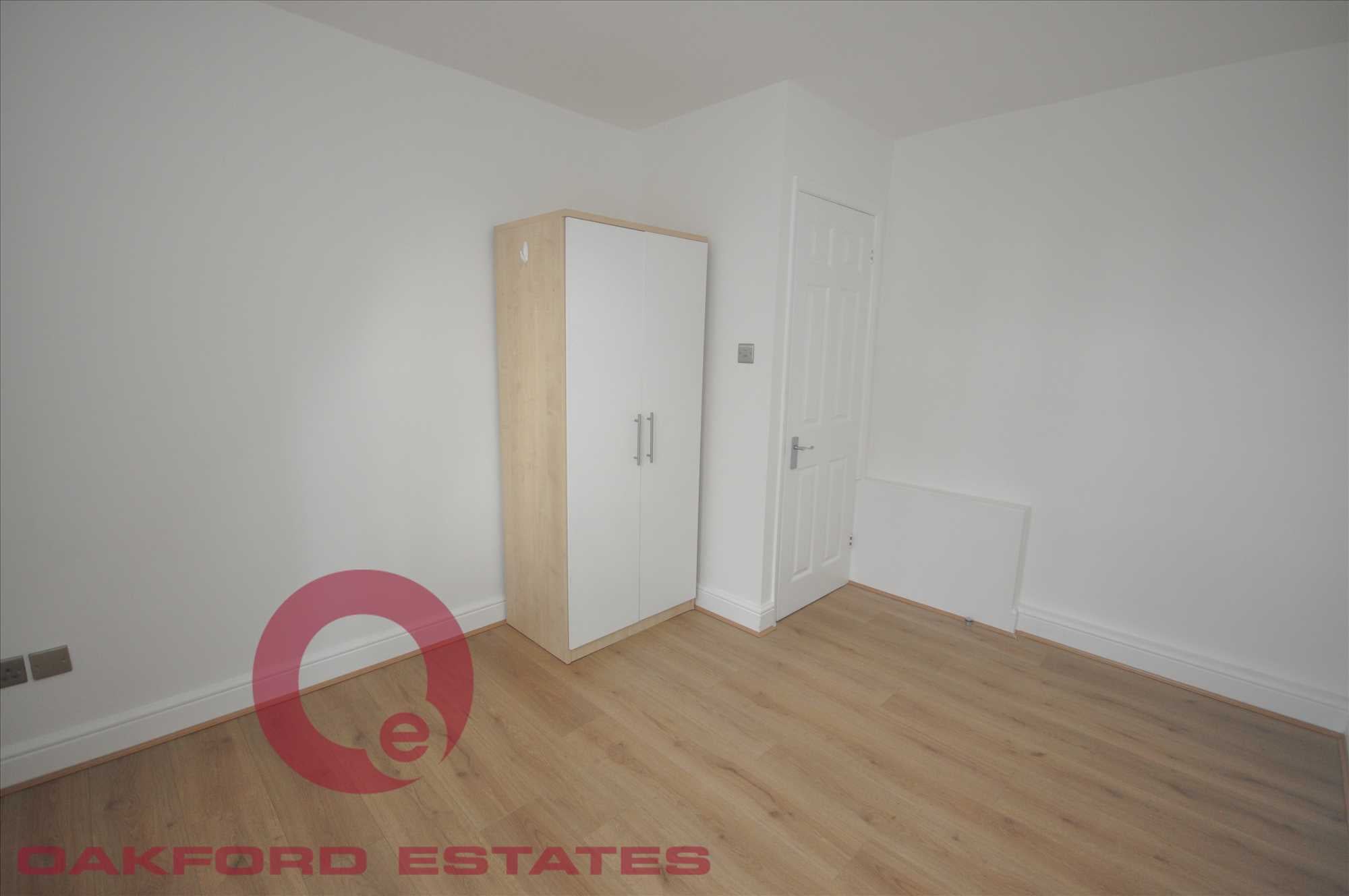 Flat Prince Regent Mews in Greater London
