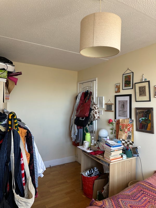 Room Newtown Street in Greater London