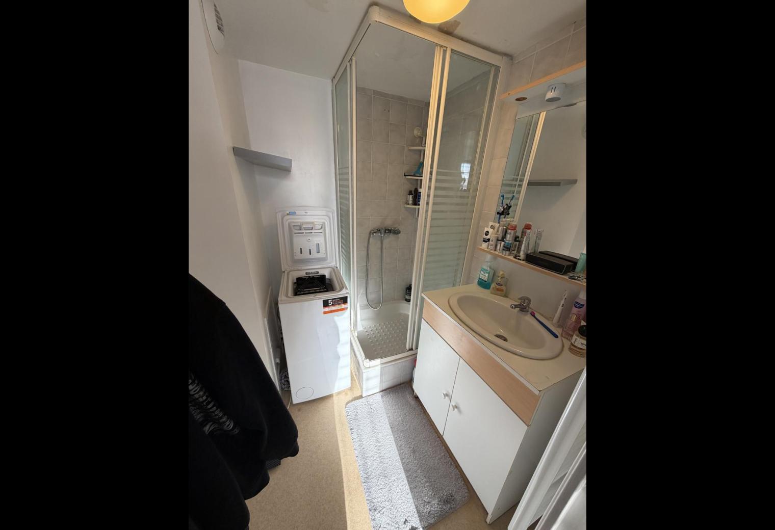 Room Rue Du Docteur Wagner in Le Rheu