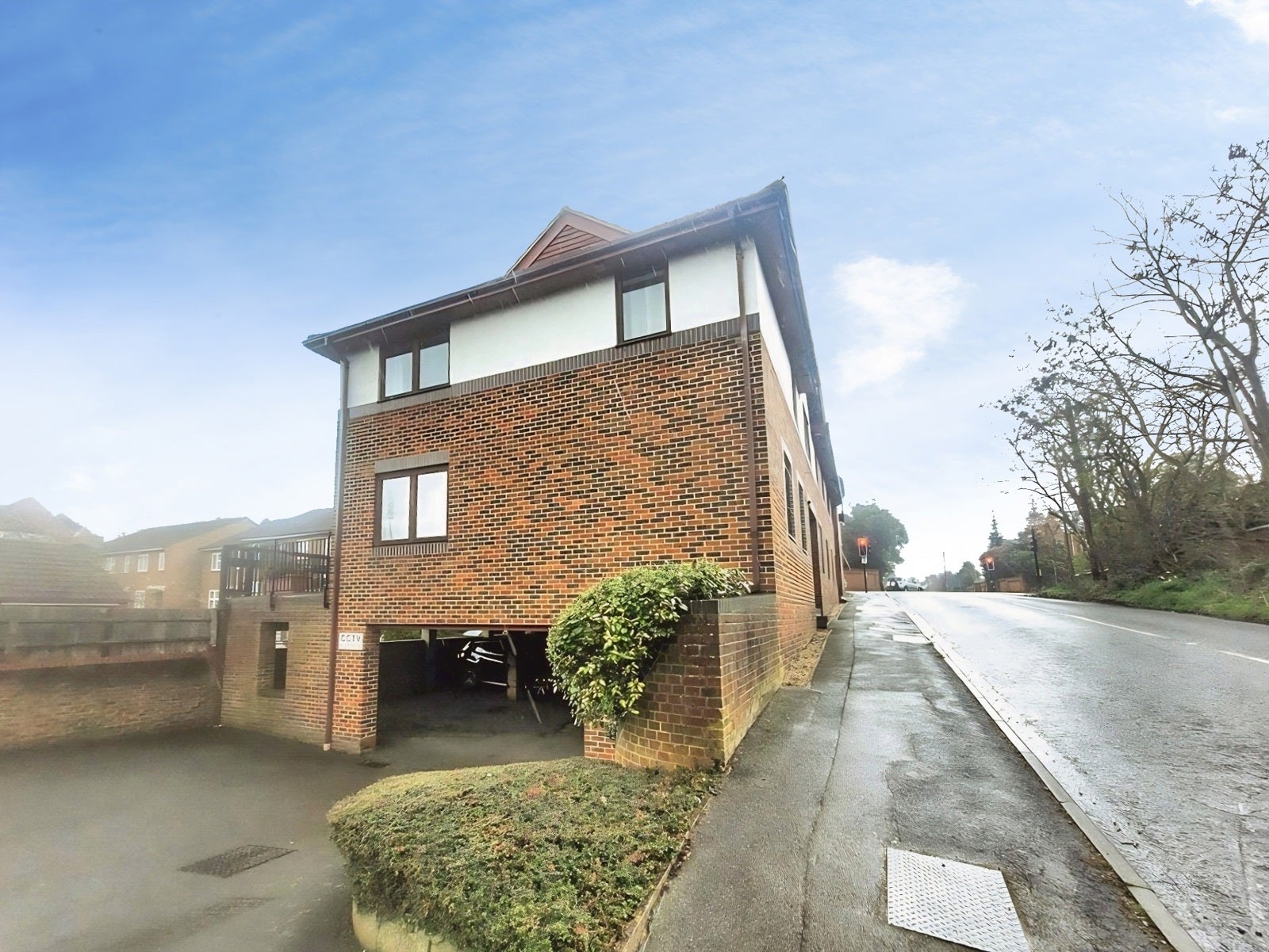 Flat Trumps Green Road in Borough of Runnymede