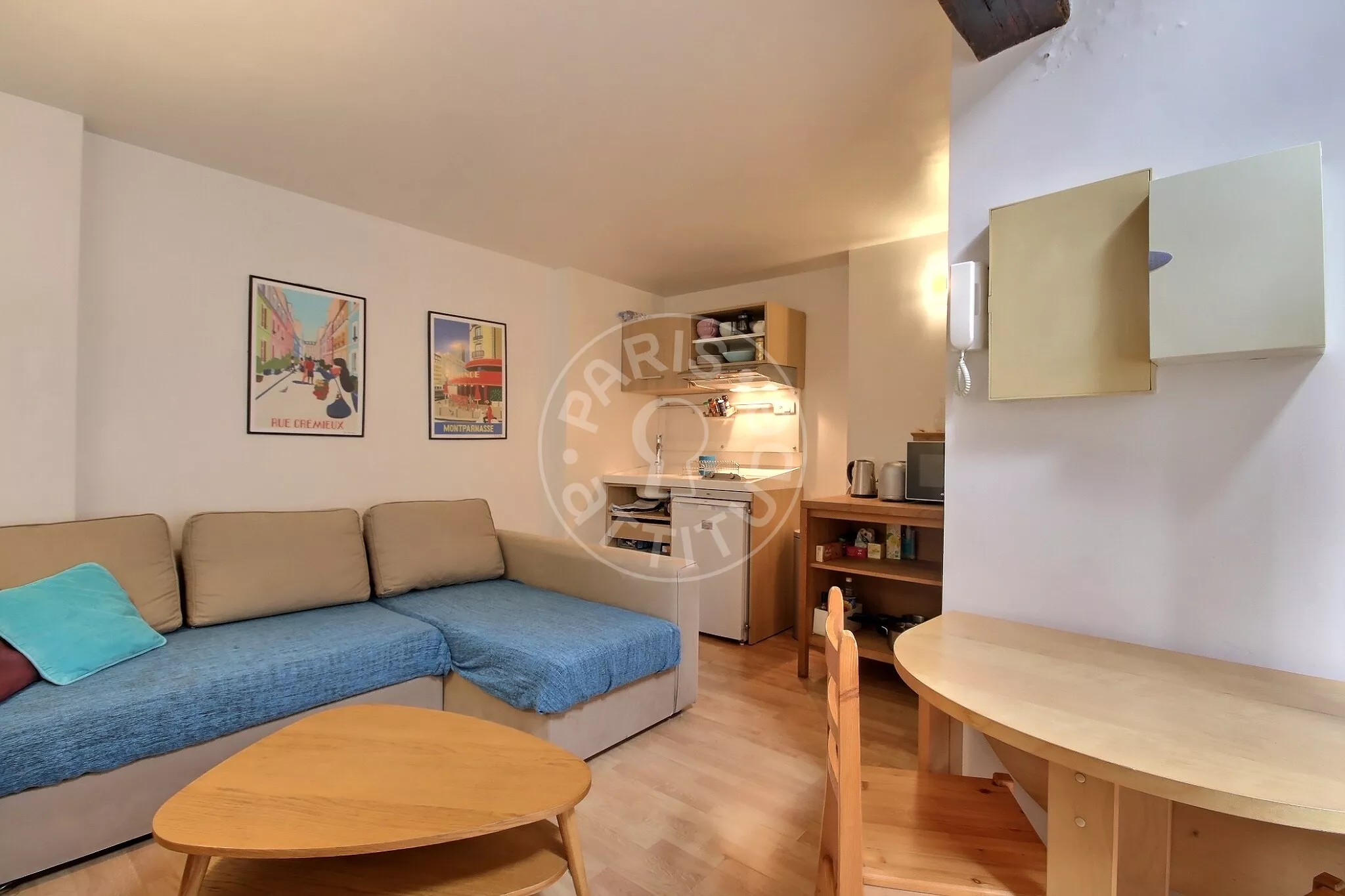 Appartement Rue des Écouffes à Paris