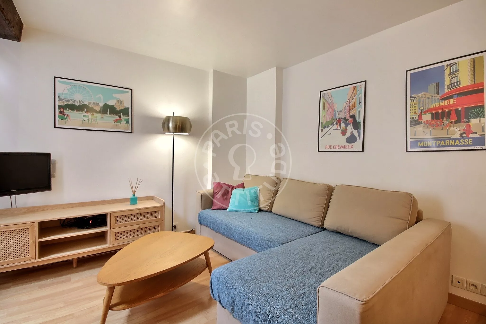 Appartement Rue des Écouffes à Paris