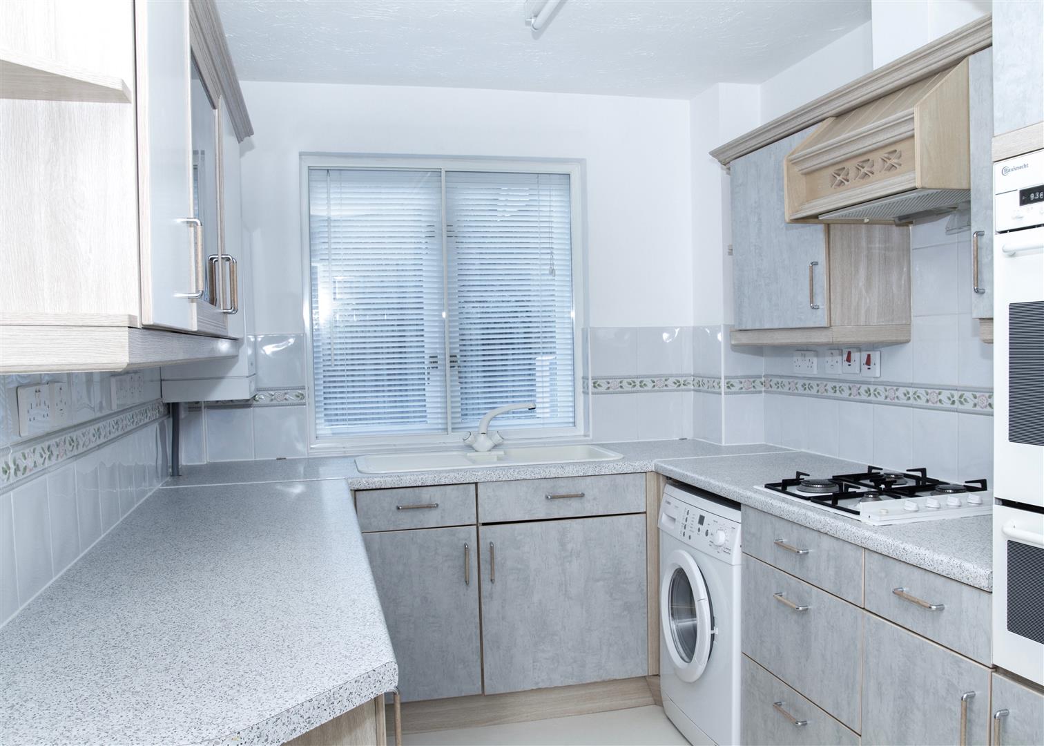 Flat Lower Kings Road in Dacorum