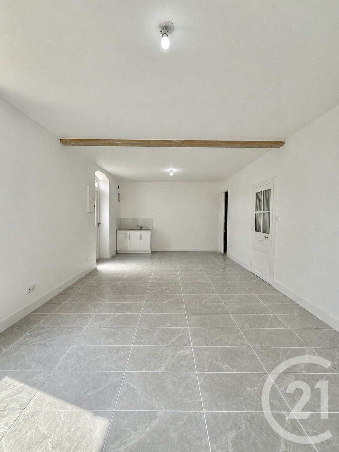 Maison D 136 à Noyant-d'Allier