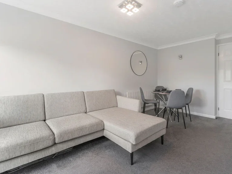 Flat Fauldburn in City of Edinburgh