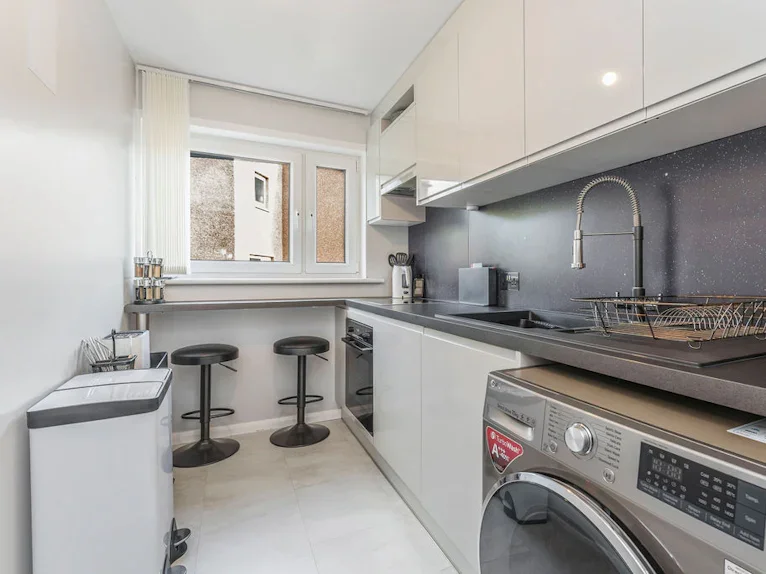 Flat Fauldburn in City of Edinburgh
