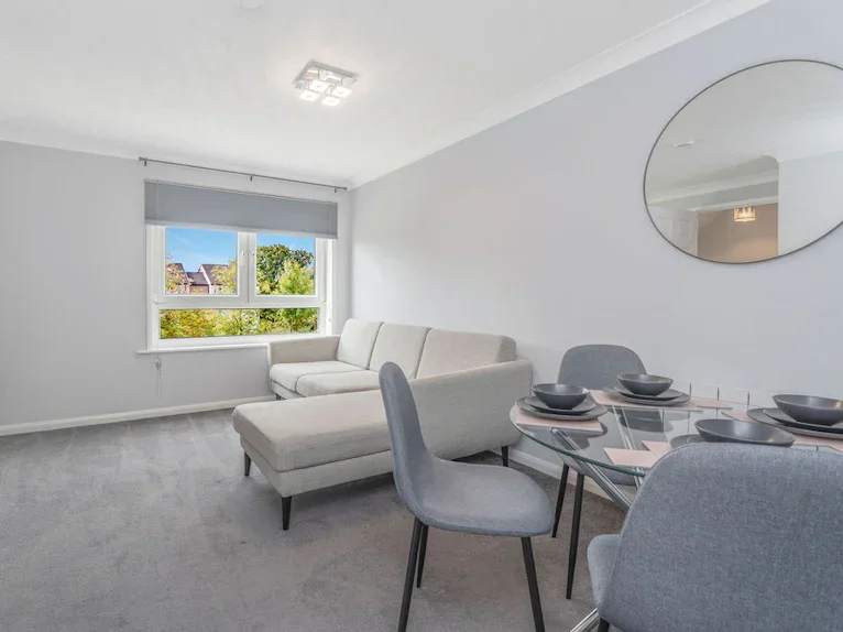 Flat Fauldburn in City of Edinburgh