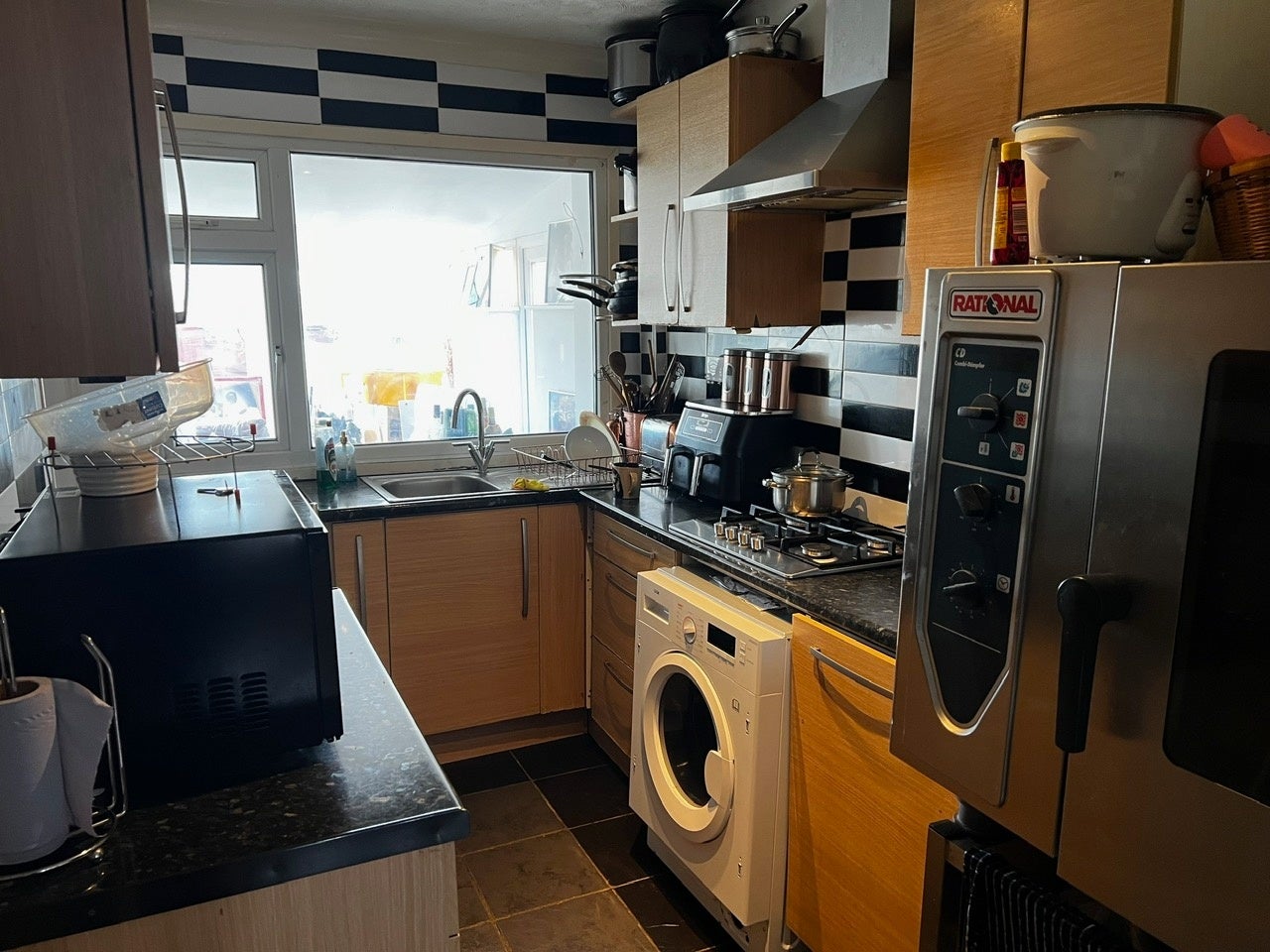 Room Westwood Lane in Greater London