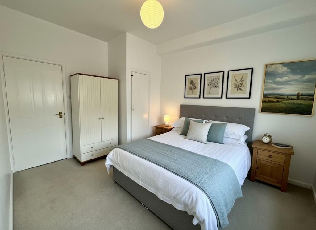 Flat South Parade in Portsmouth