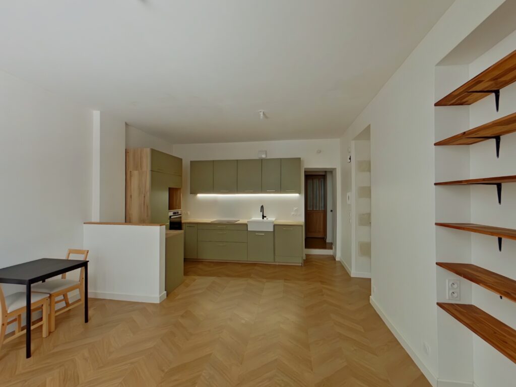 Flat Rue Marivaux in Nantes