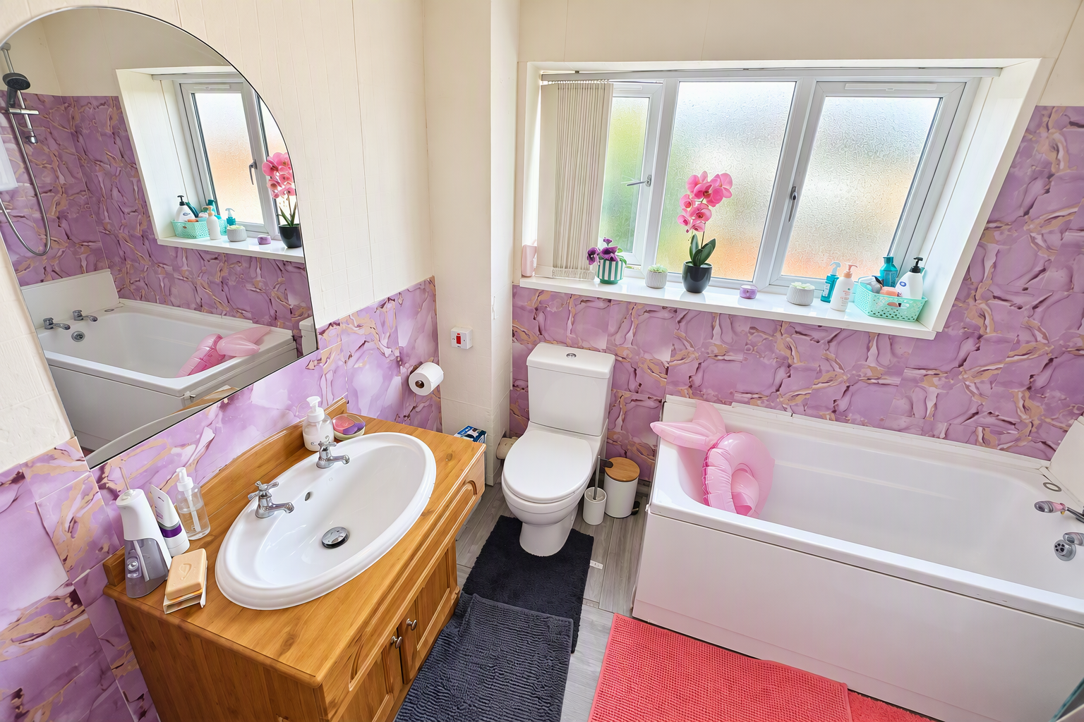 Flat Scribbans Close in Sandwell