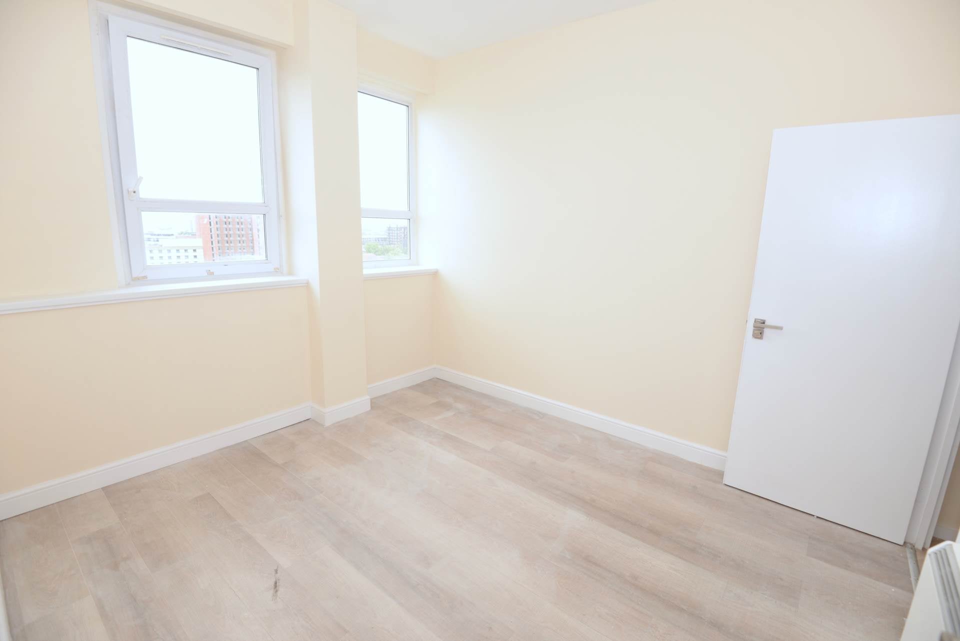 Flat Calderwood Street in Greater London