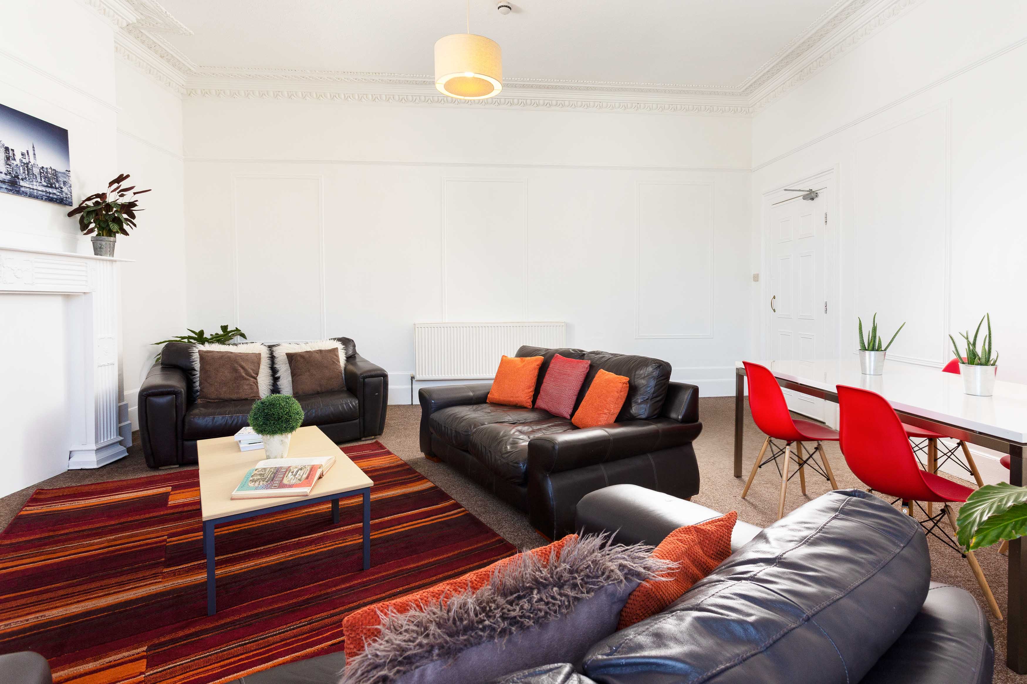 Room Houndiscombe Road in Plymouth