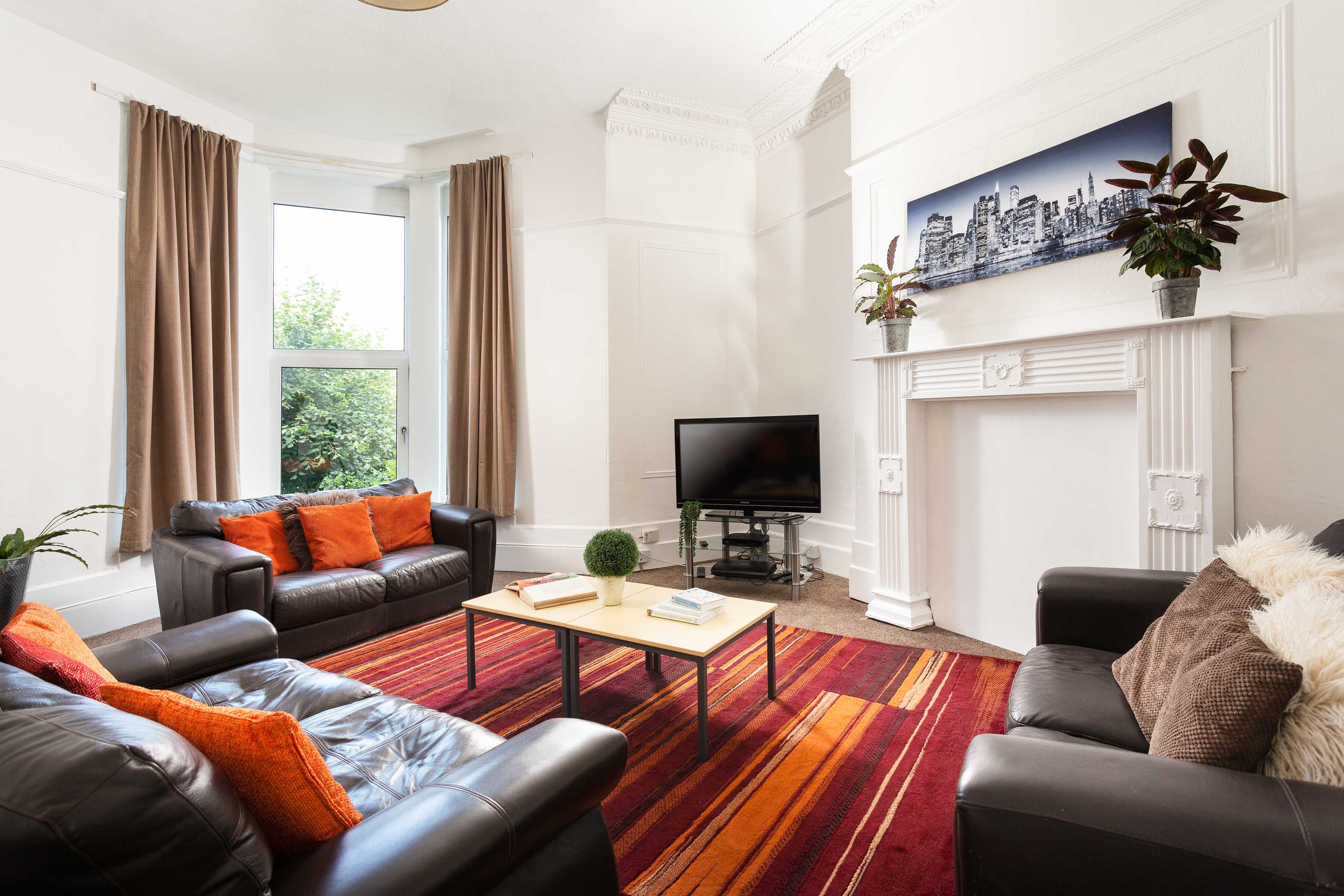Room Houndiscombe Road in Plymouth
