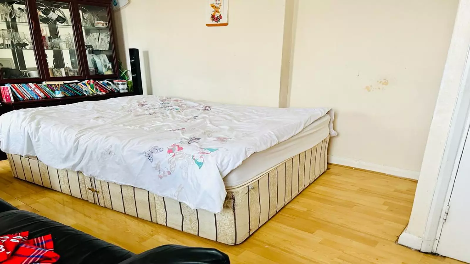 Flat Lilford Road in Greater London