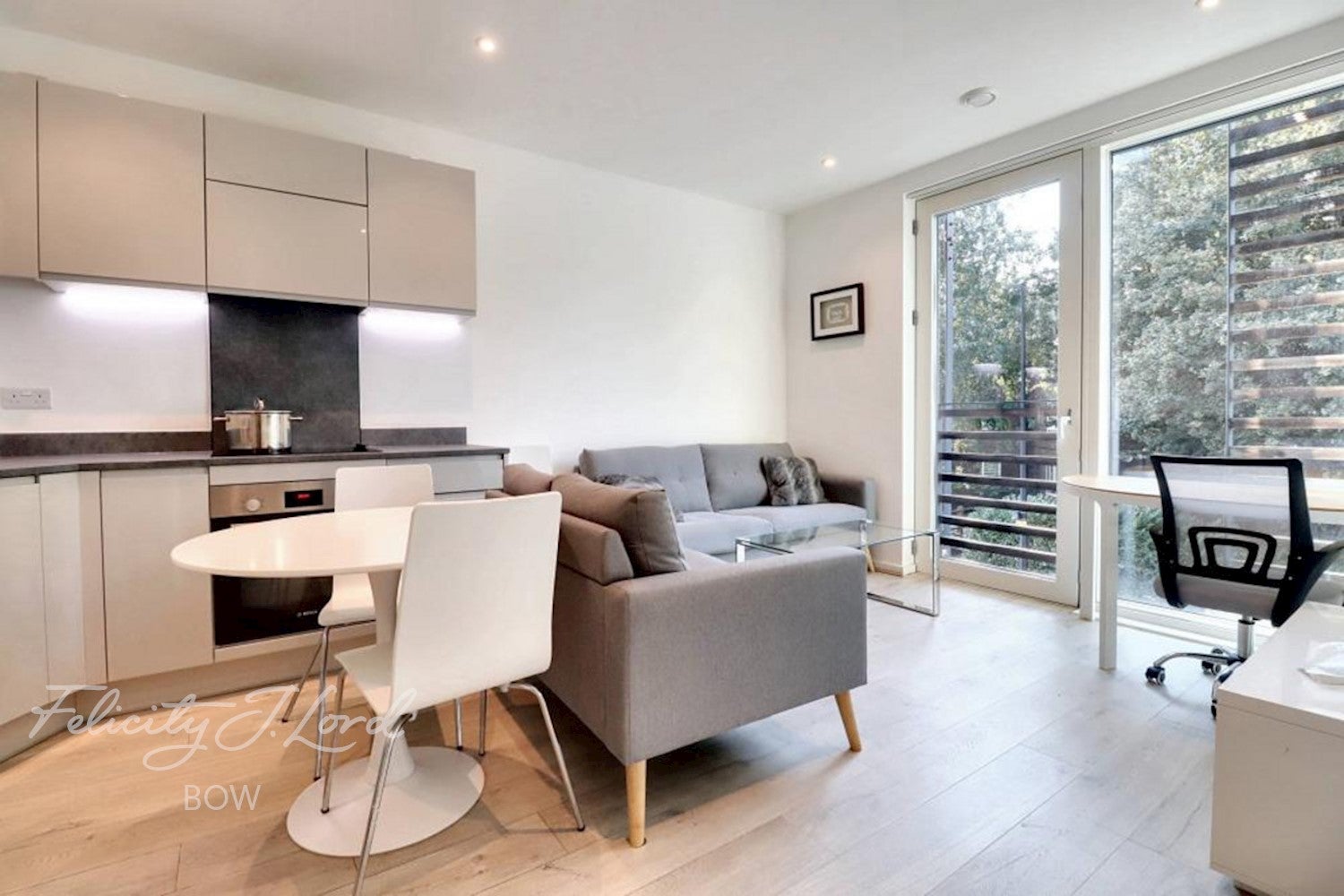 Flat Corsican Square in Greater London