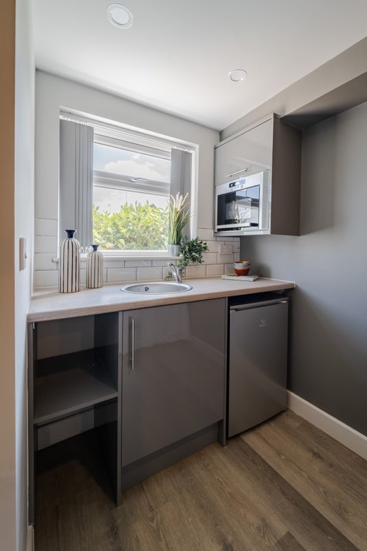 Room Pershore Place in Coventry