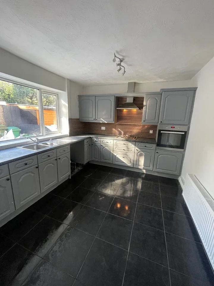 House Langwell Drive in Mansfield