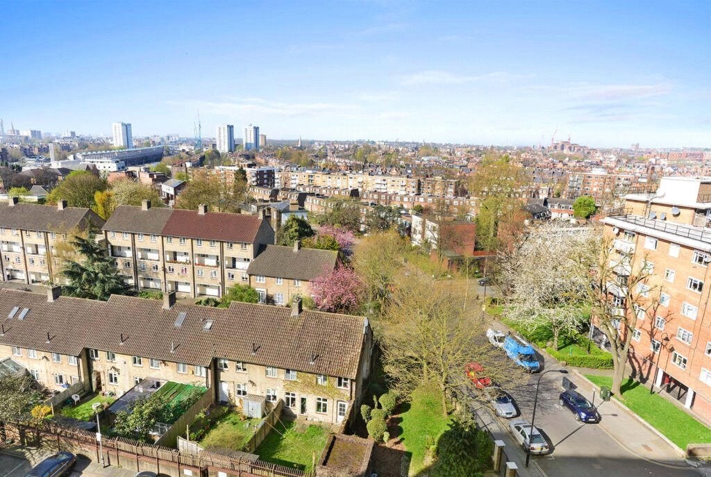 Flat Swiss Terrace in Greater London