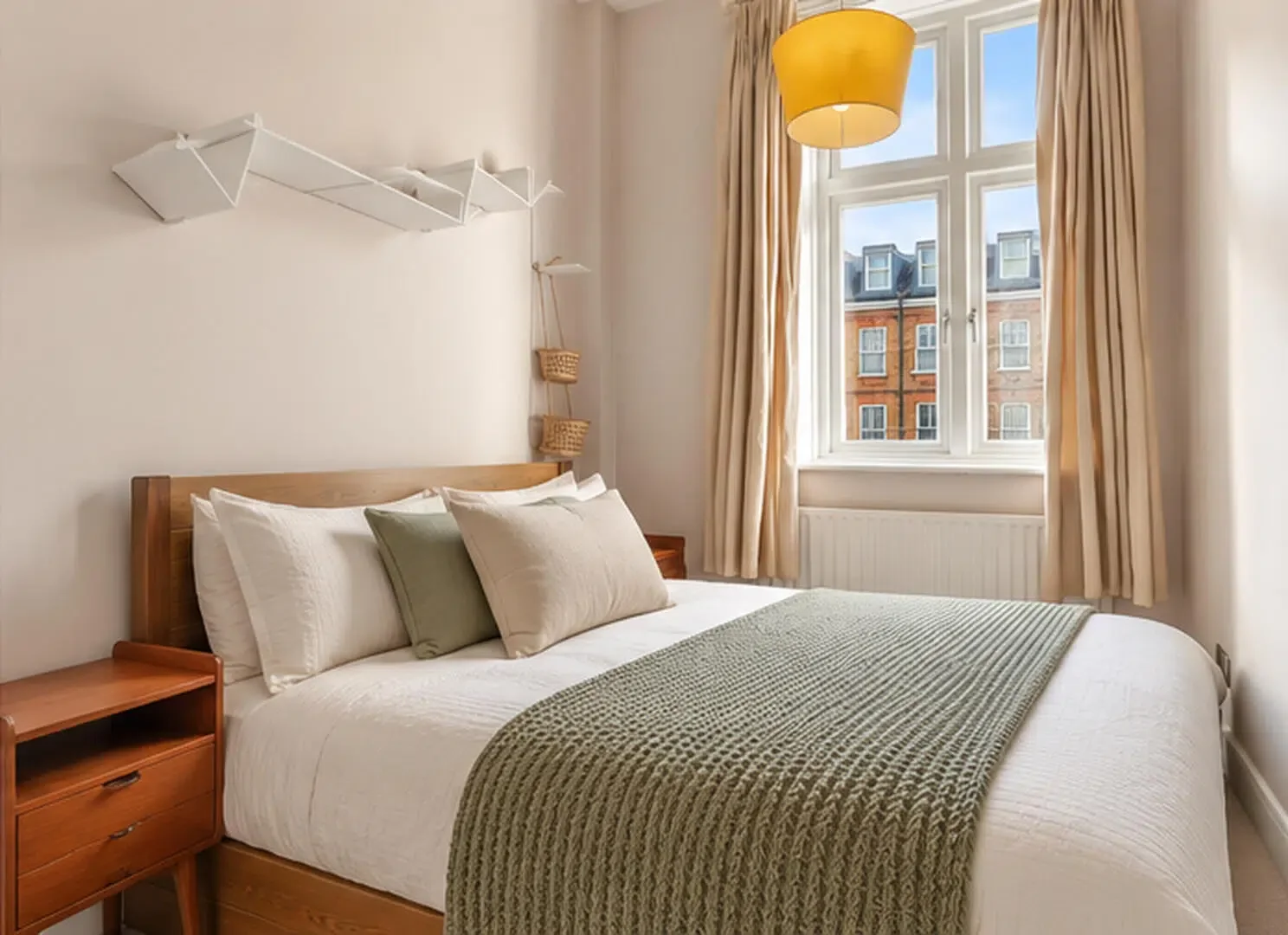Flat Harrow Road in City of Westminster