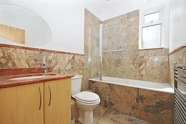 Room Coopers Mews in Greater London