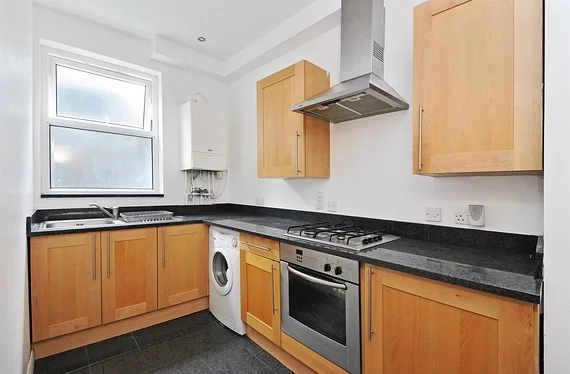 Room Coopers Mews in Greater London