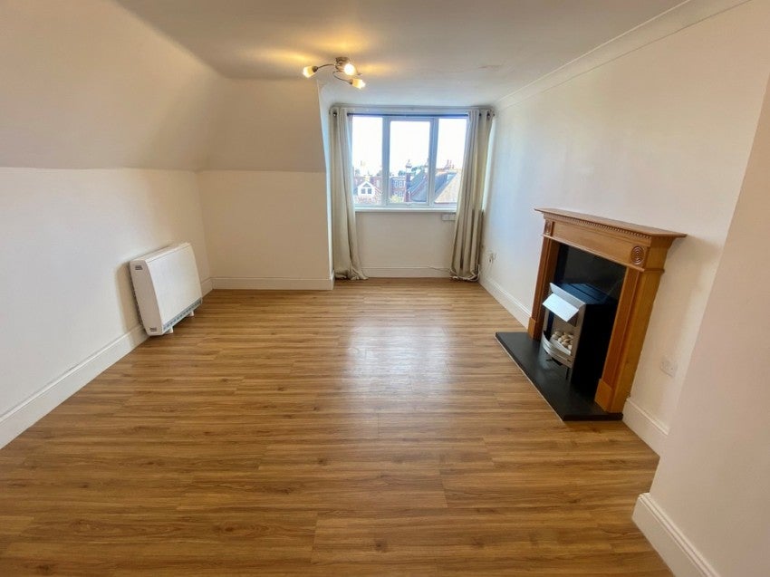 Flat Marion Road in Portsmouth