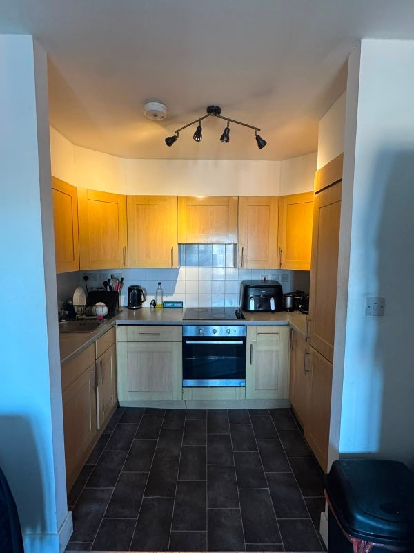 Room Lavender Hill in Greater London
