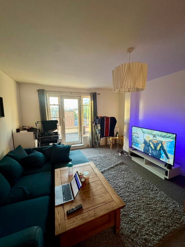 Room Lavender Hill in Greater London