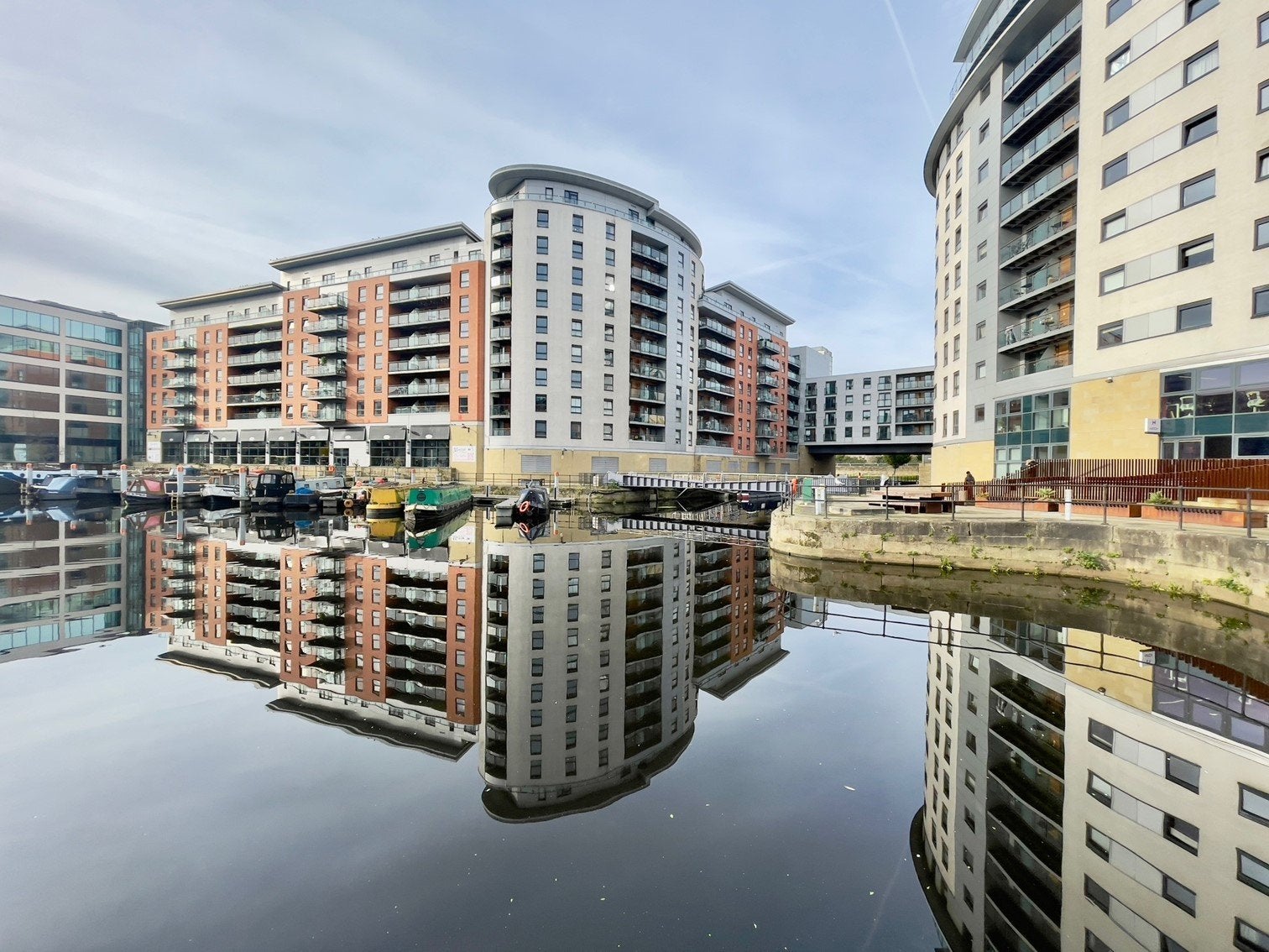 Flat Armouries Way in Leeds