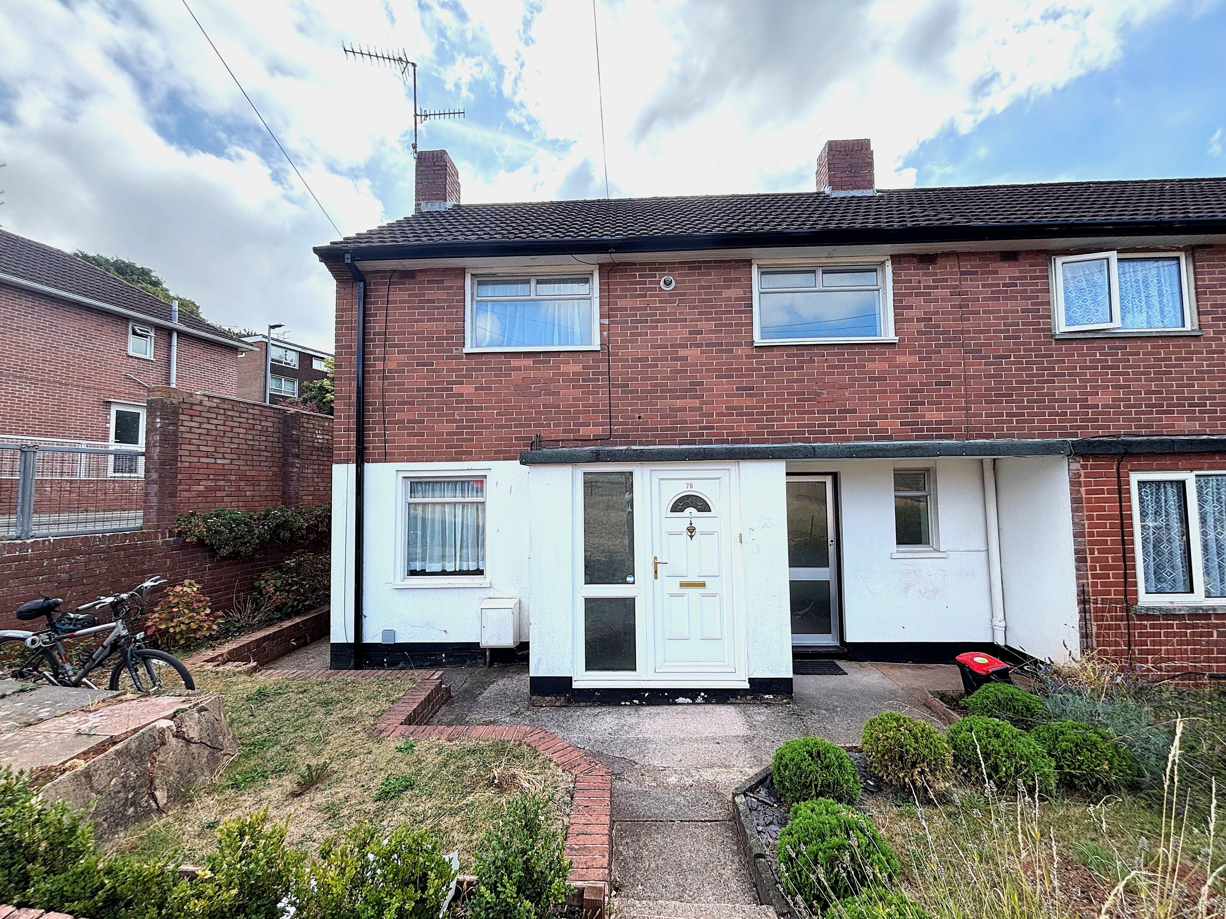 Flat Thornpark Rise in Exeter