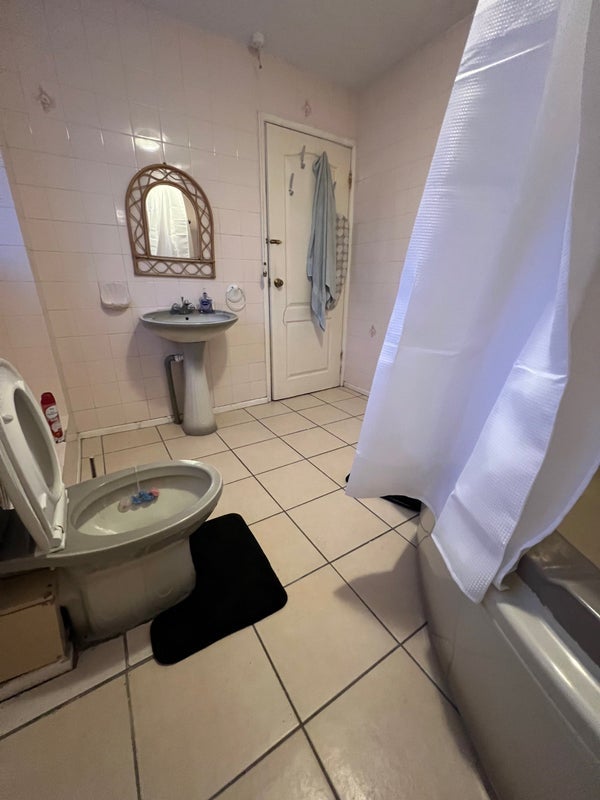 Room Ghyllgrove in Basildon