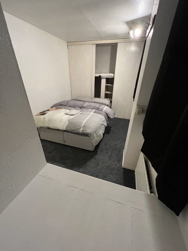 Room Ghyllgrove in Basildon