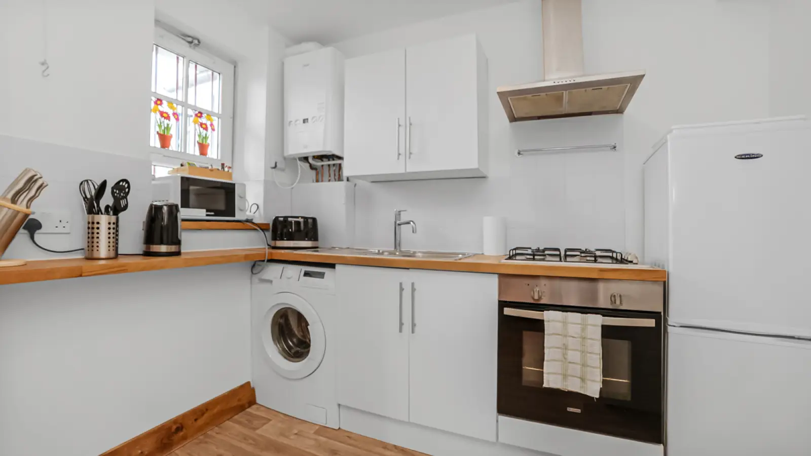 Flat Vauxhall Street in Greater London