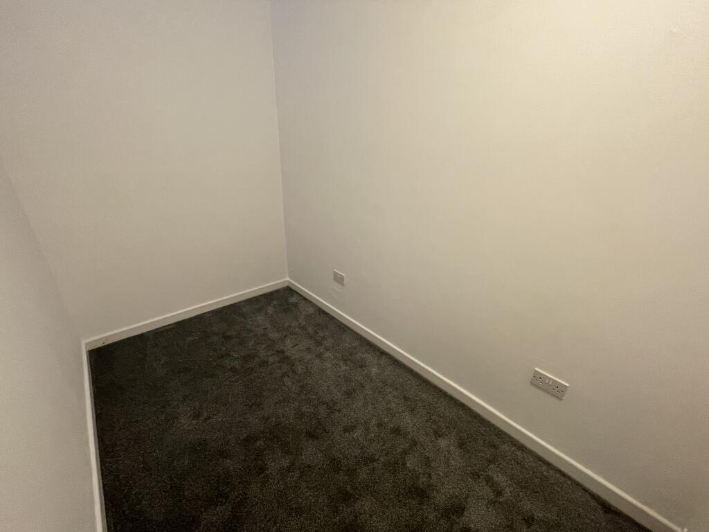 Flat Saint Johns Road in Crosby