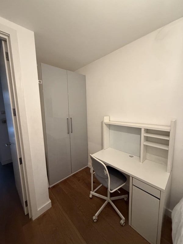 Room Malden Road in Greater London