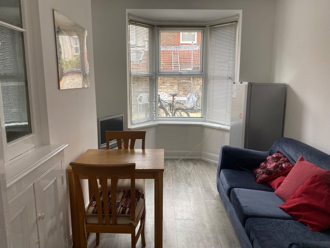 Room Mafeking Road in Portsmouth
