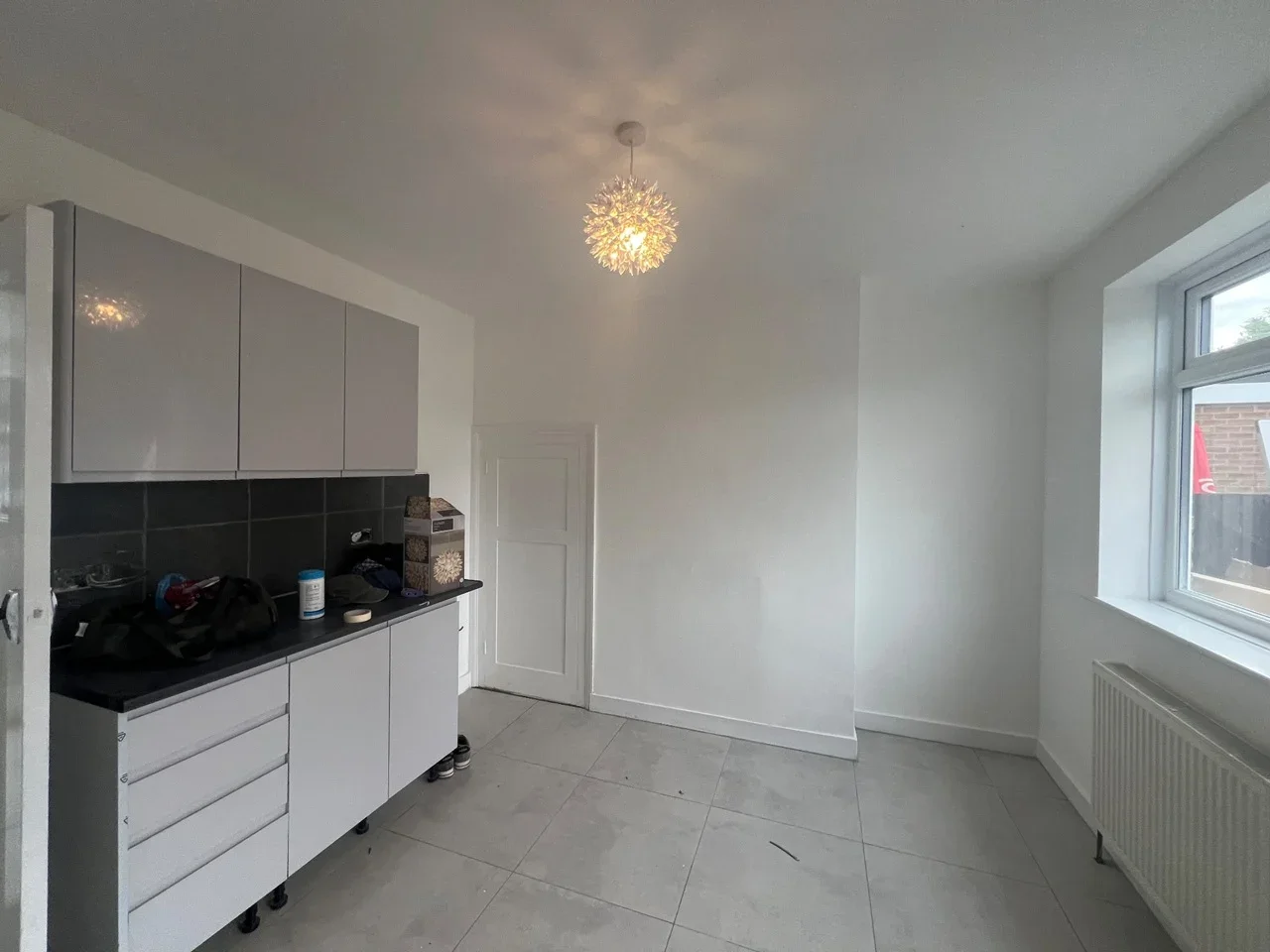 House Hazelwood Close in Luton