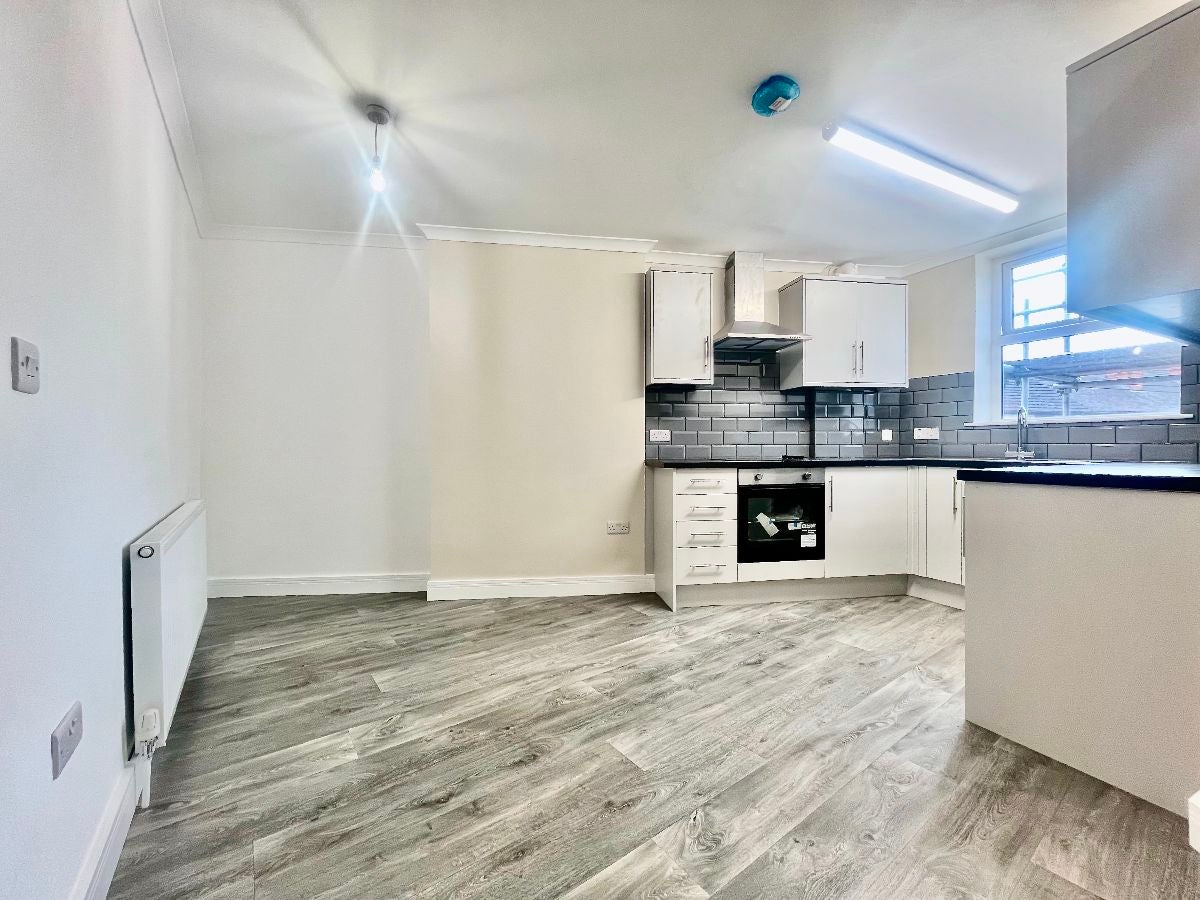 Flat Eskdale Road in Sheffield