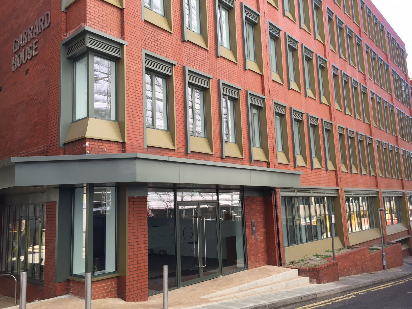 Flat Garrard Street in Reading