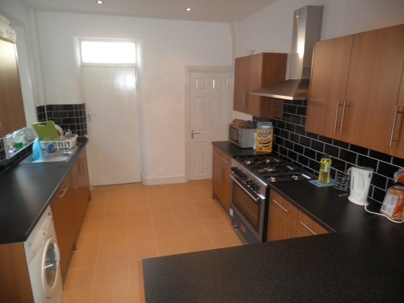 Flat Simonside Terrace in Newcastle upon Tyne