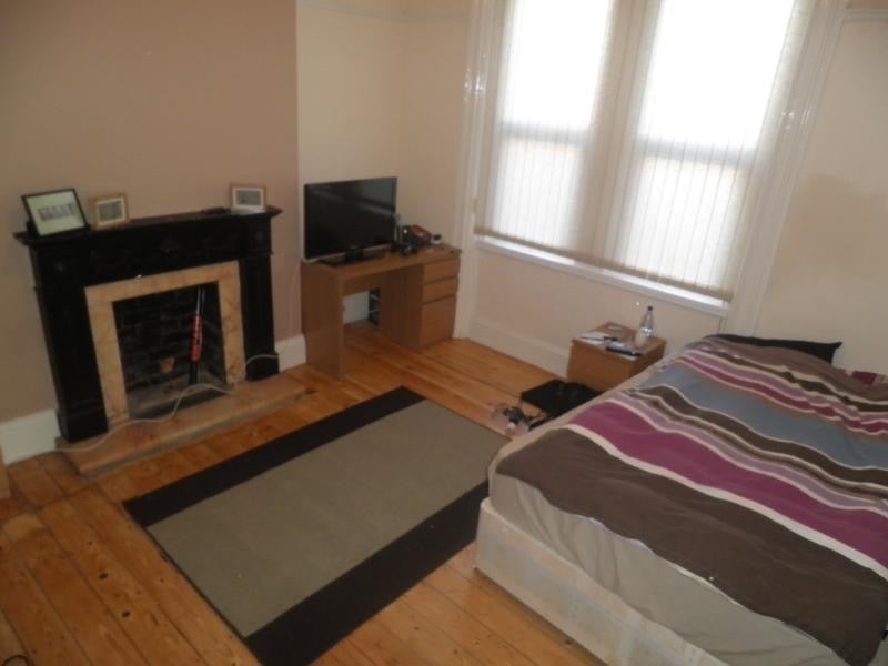 Flat Simonside Terrace in Newcastle upon Tyne