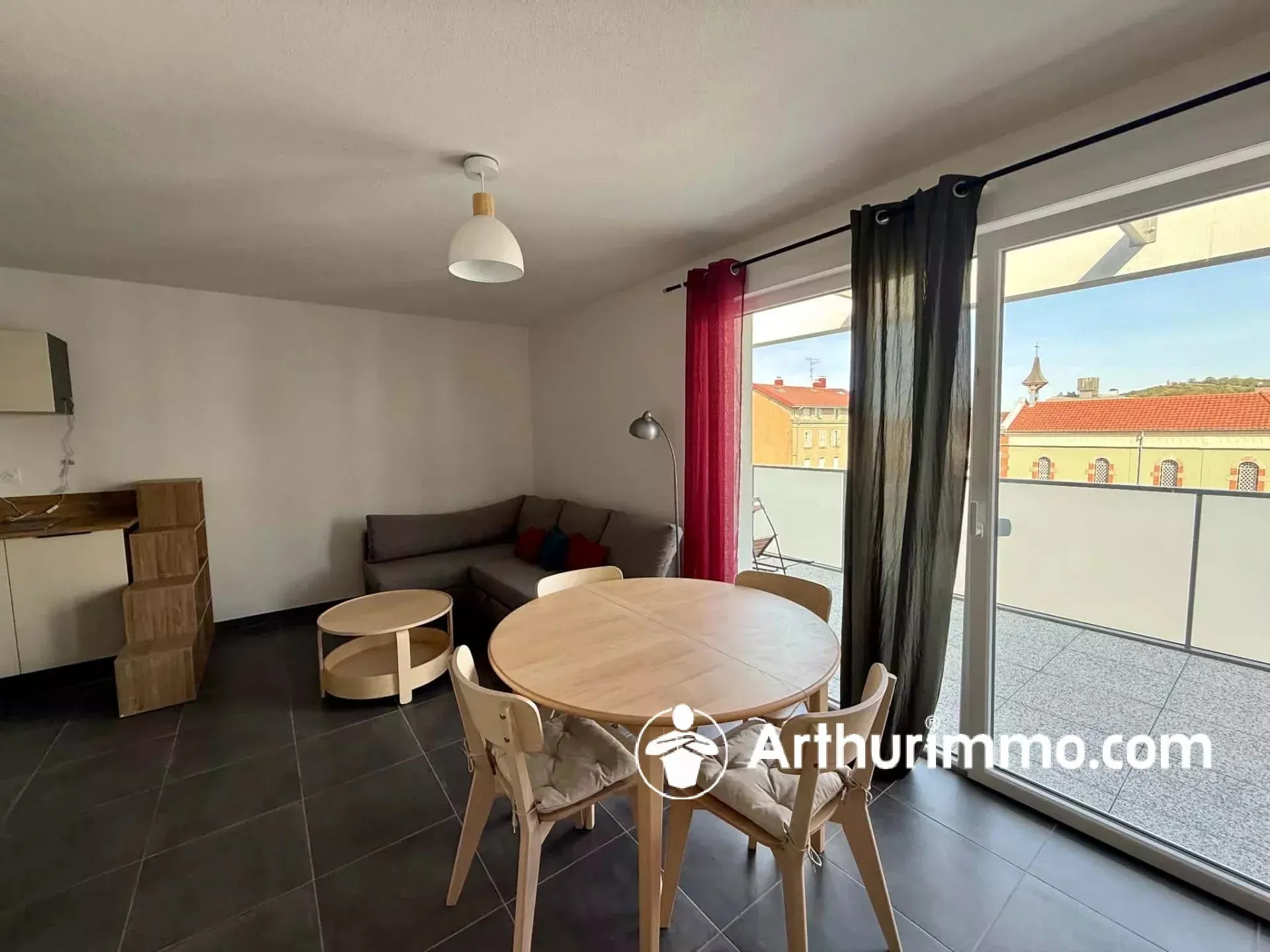 Appartement Rue des Alisiers à Argiésans