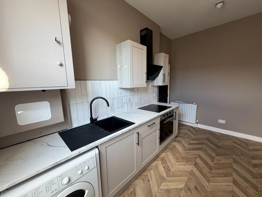 Flat Azalea Terrace North in Sunderland