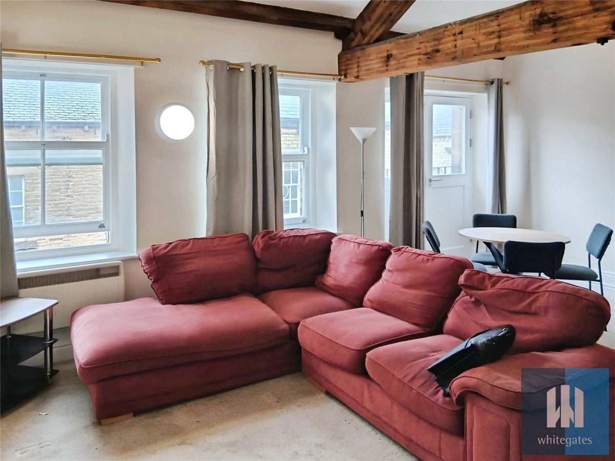 Flat Westgate in Kirklees