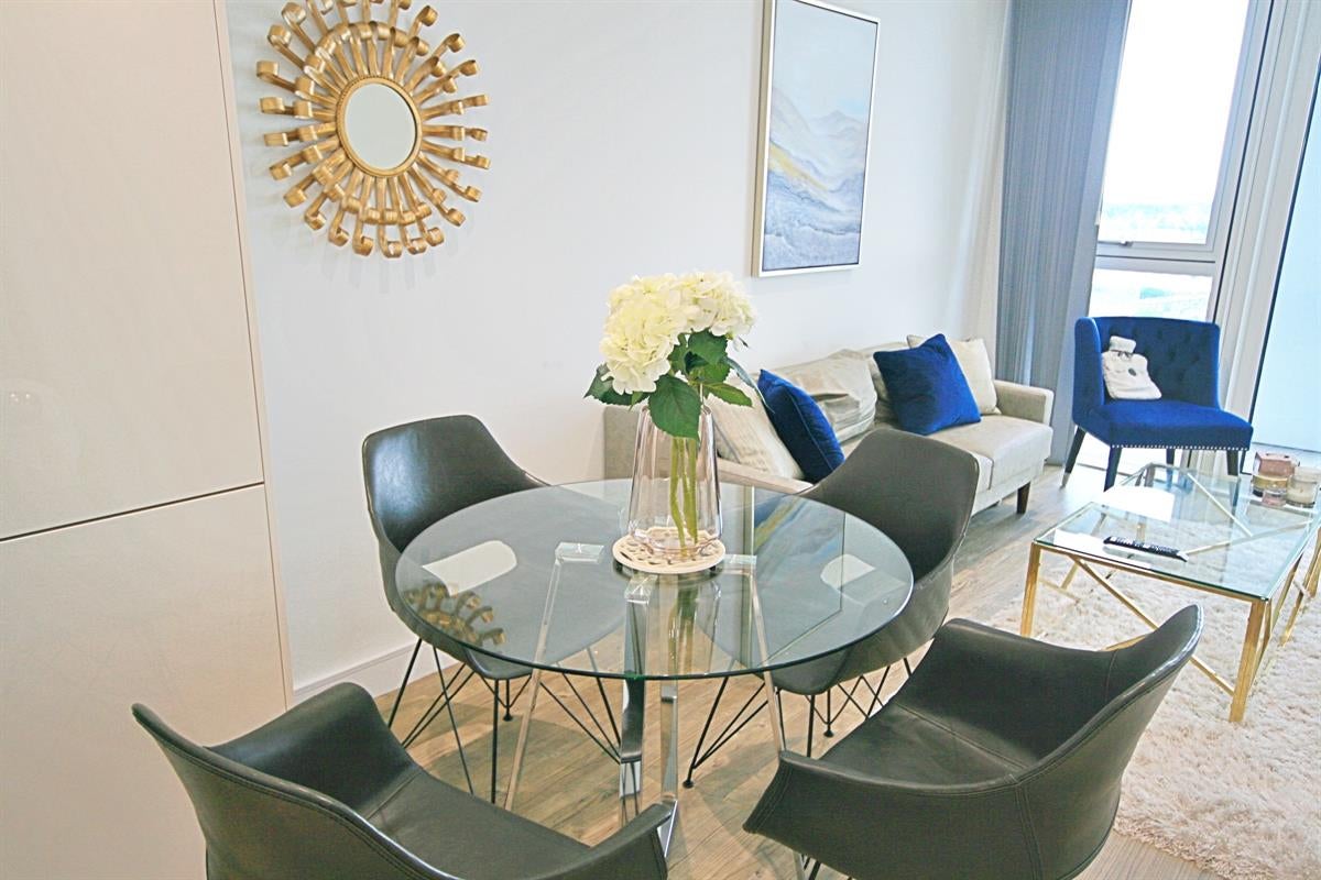 Flat Wandsworth Road in Greater London