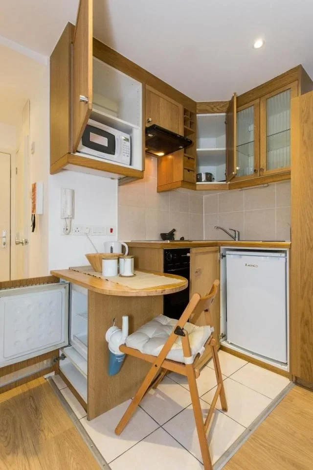 Flat Finchley Road in Greater London