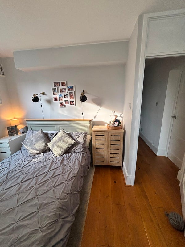 Room New End Square in Greater London