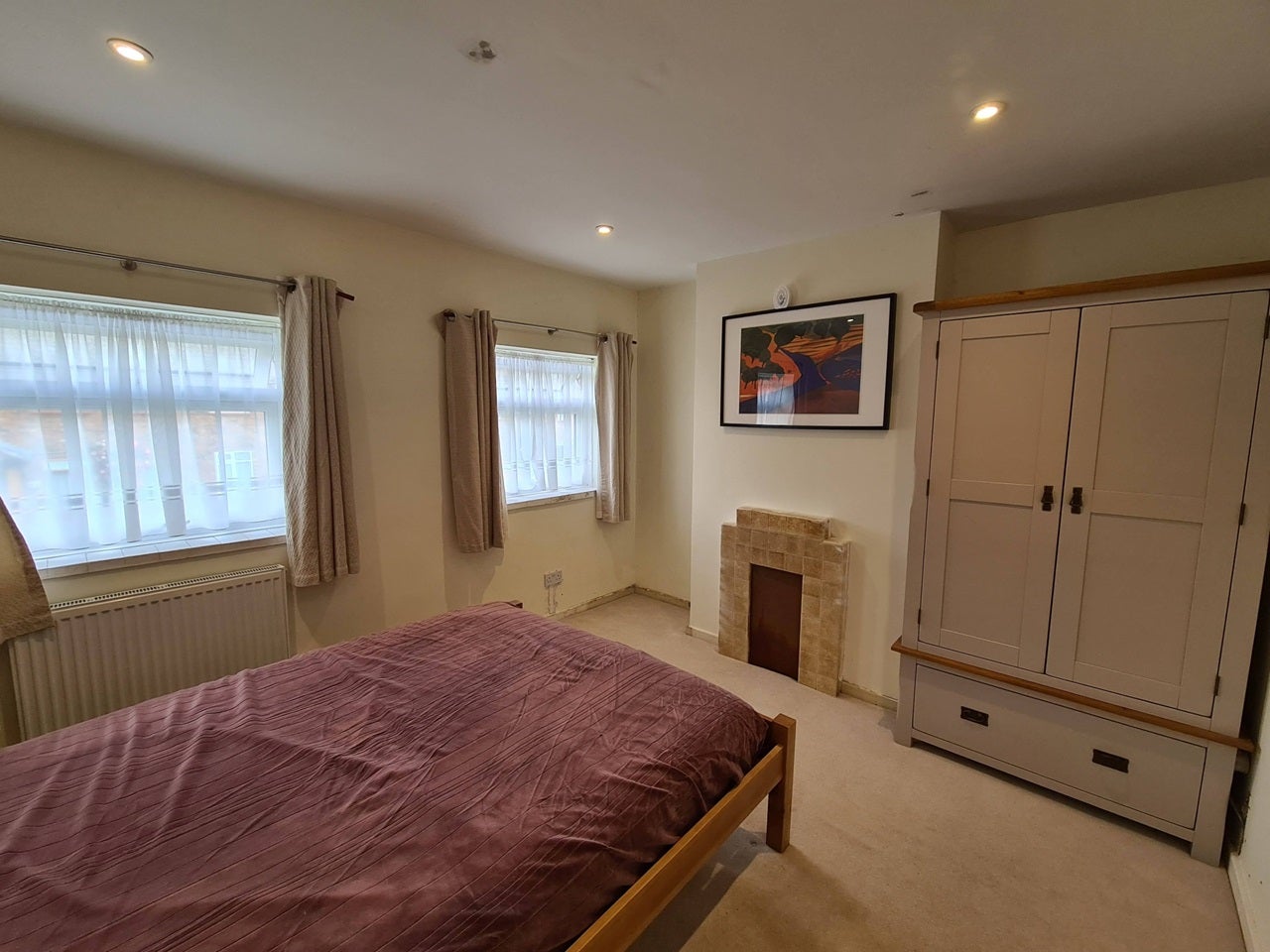 Room Hillfield Road in Sevenoaks