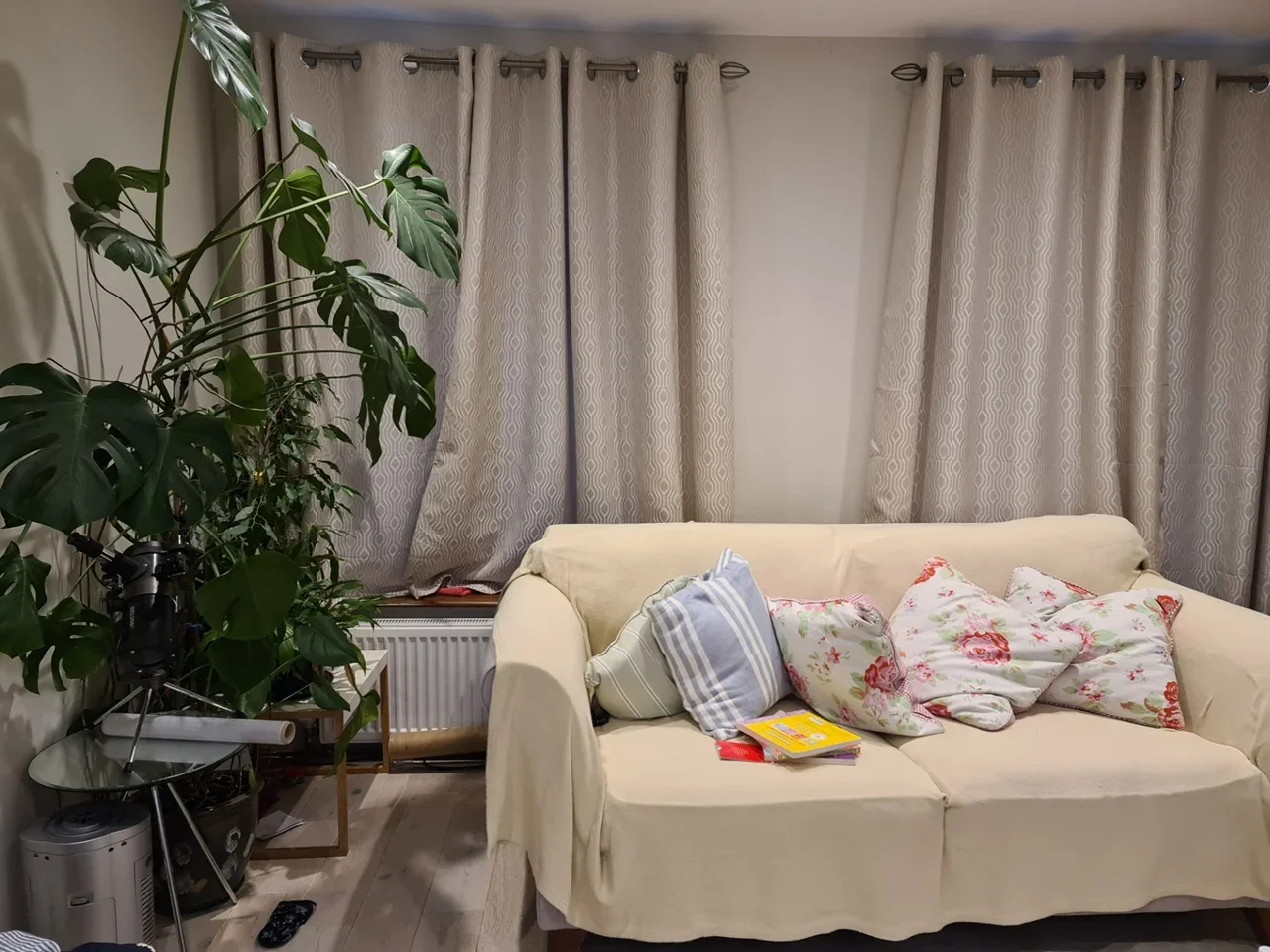 Room Hillfield Road in Sevenoaks